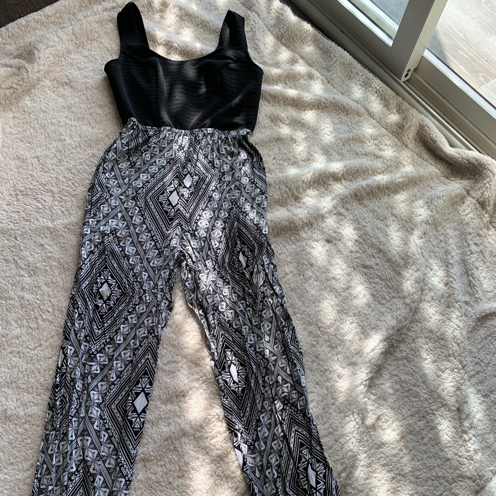 Stoosh: Long black rompers size S